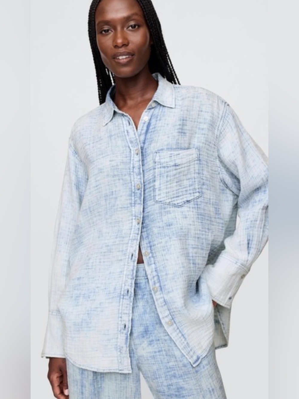 GAP Acid Wash Light Blue Gauze Like Button-Down Oversized Shirt Large petite